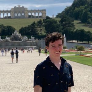 Meet your Posher, Conor